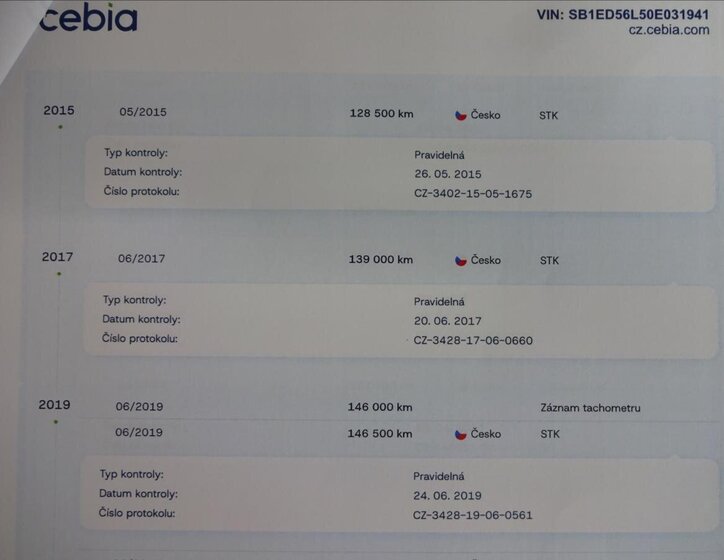 Toyota Avensis Kombi 2,0 l 93 kw