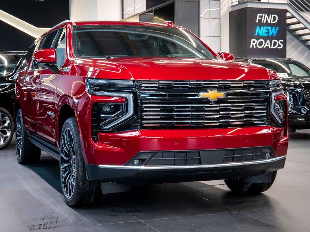 Chevrolet Suburban SUV 6,2 l 313 kw