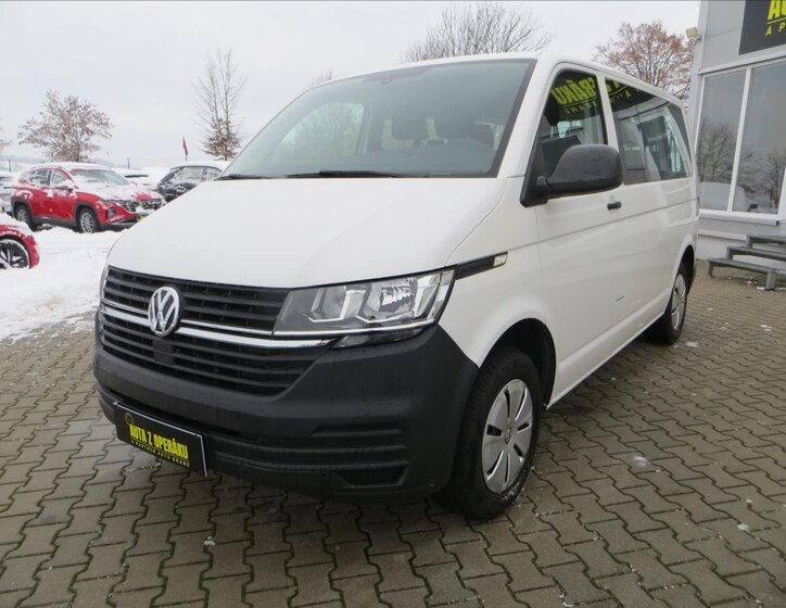 Volkswagen Transporter Kombi 2,0 l 110 kw