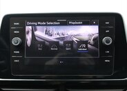 Volkswagen T-Roc SUV / Terénní 2,0 l 110 kw