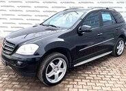 Mercedes-Benz Třídy M SUV / Terénní 3,5 l 200 kw