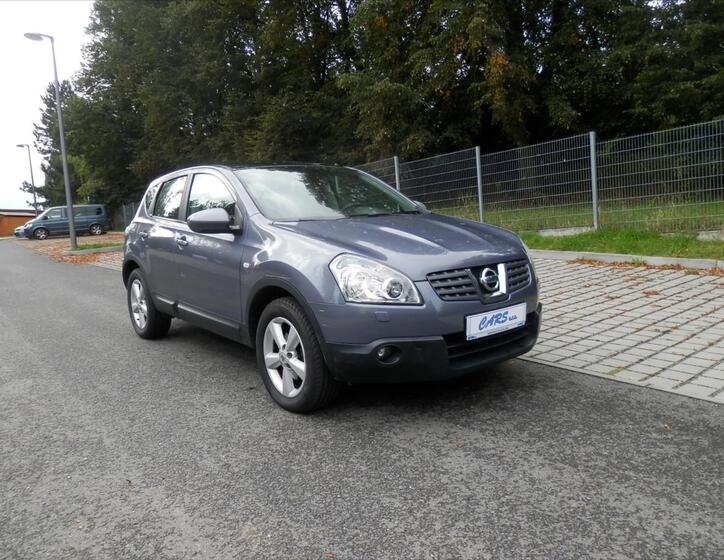 Nissan Qashqai 1