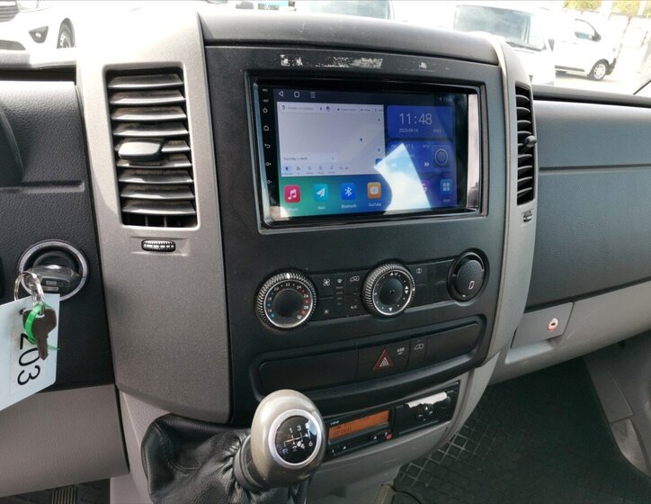 Mercedes-Benz Sprinter 19