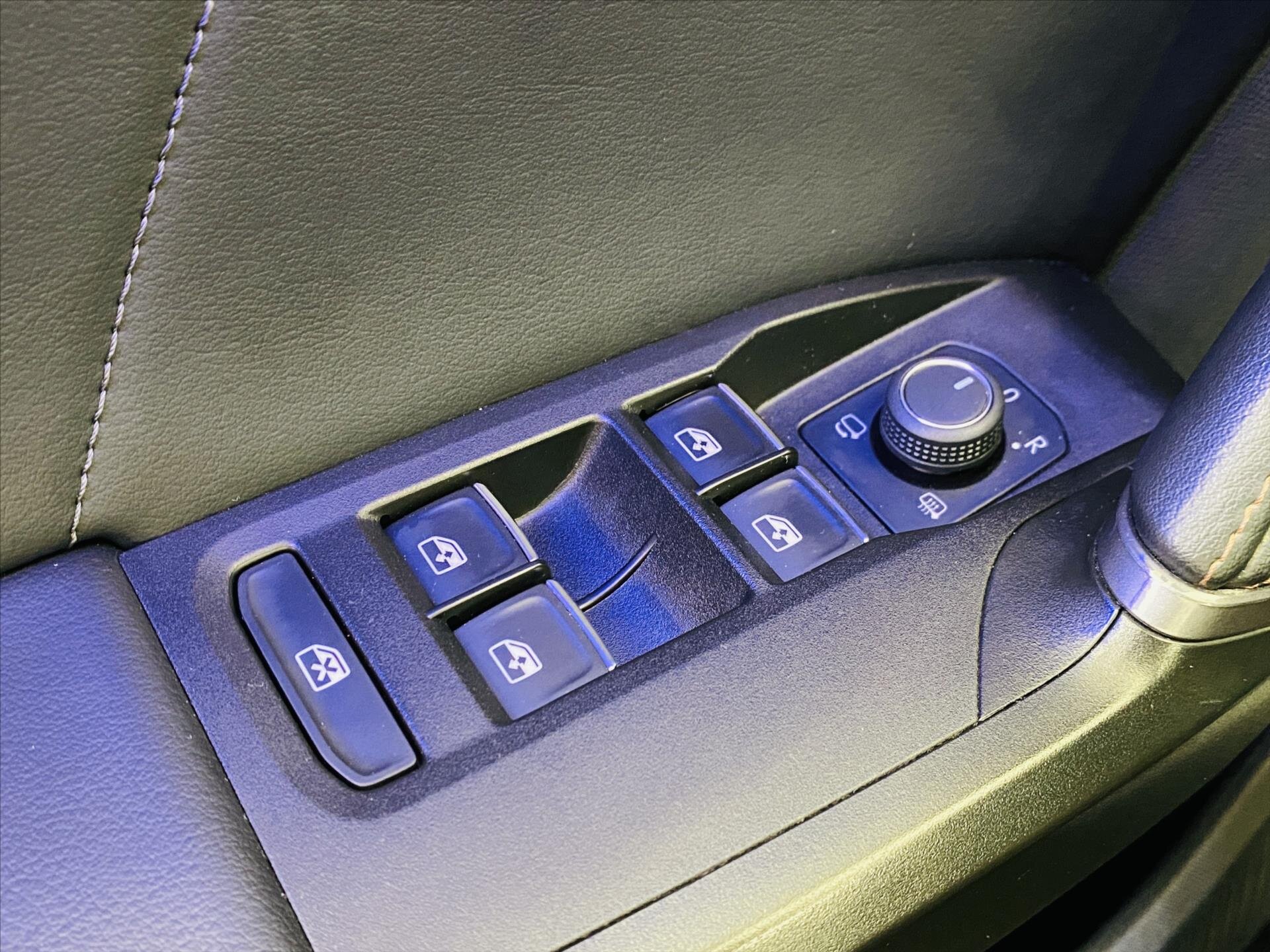 Cupra Leon Kombi 1,4 l 110 kw