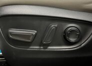 Toyota RAV4 SUV 2,5 l 163 kw