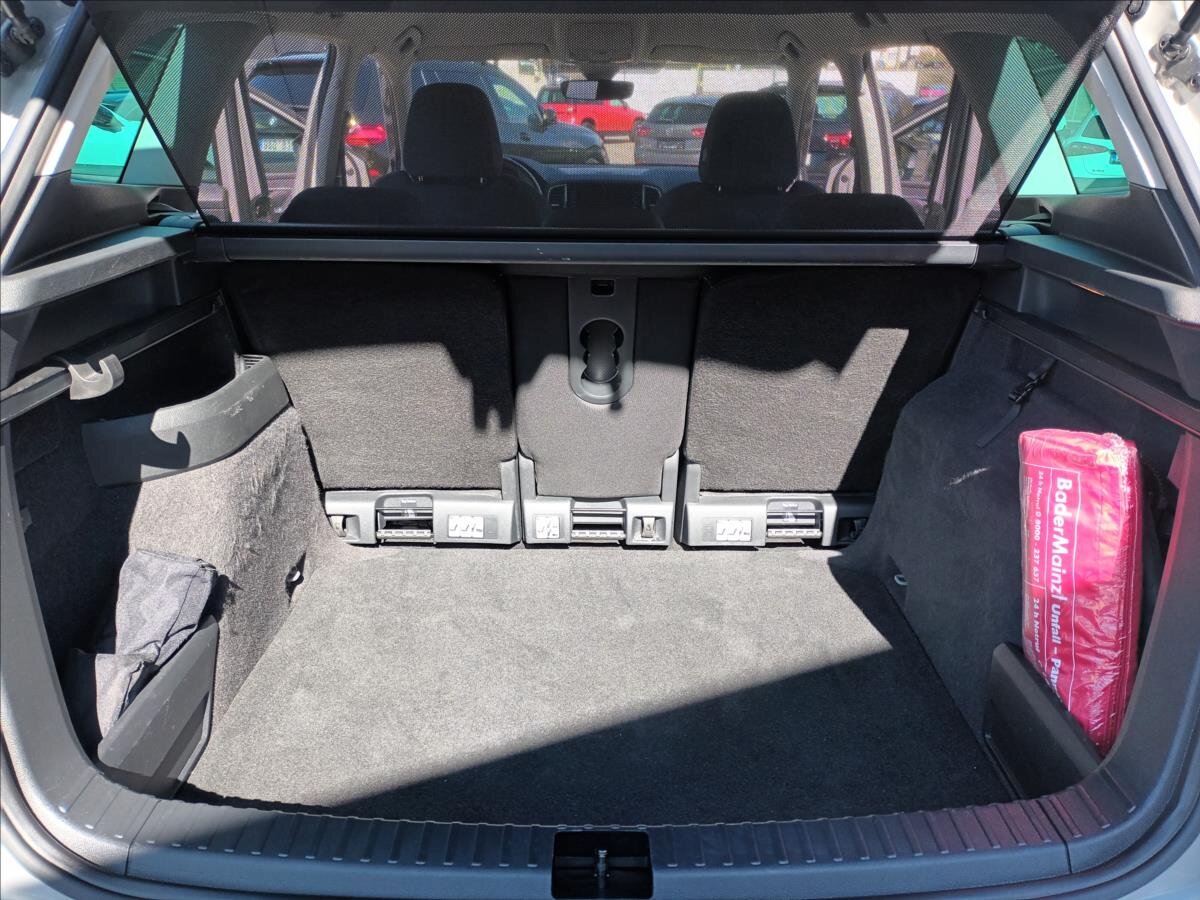 Škoda Karoq SUV / Terénní 2,0 l 110 kw