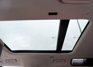 Land Rover Defender SUV 3,0 l 294 kw