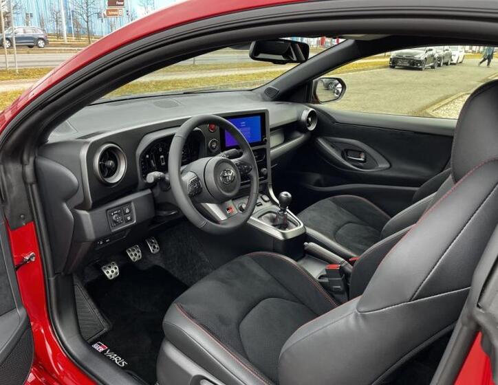 Toyota GR Yaris 24