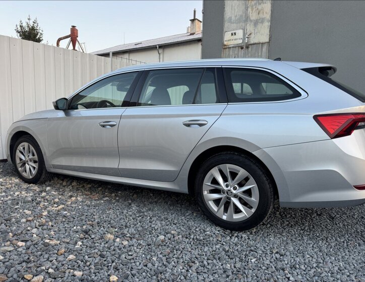 Škoda Octavia 19