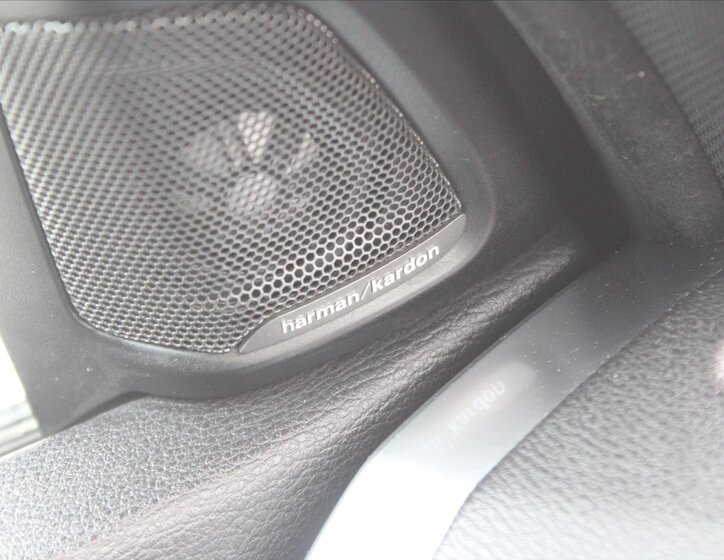 BMW X5 SUV 3,0 l 280 kw