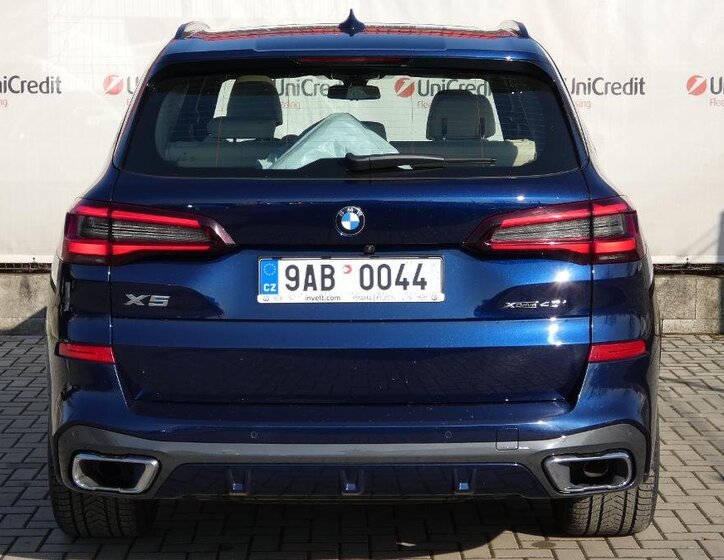 BMW X5 SUV / Terénní 3,0 l 245 kw