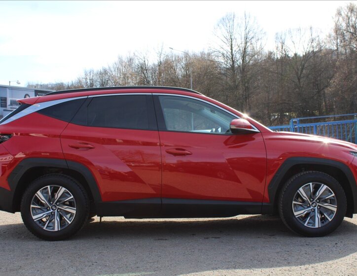 Hyundai Tucson SUV / Terénní 1,6 l 110 kw