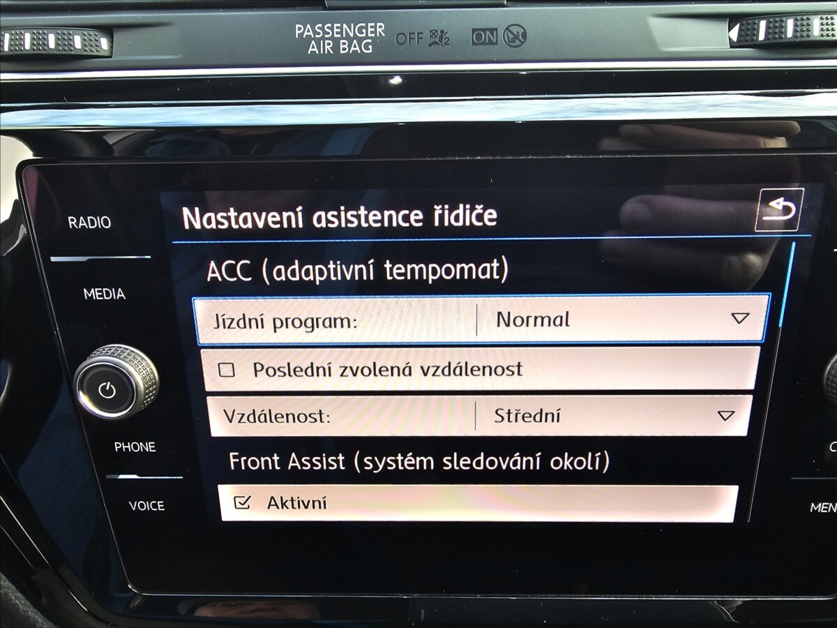 Volkswagen Touran Kombi 1,4 l 110 kw