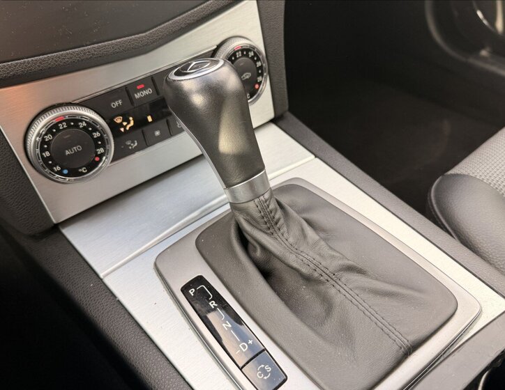 Mercedes-Benz Třídy C Kombi 2,1 l 125 kw