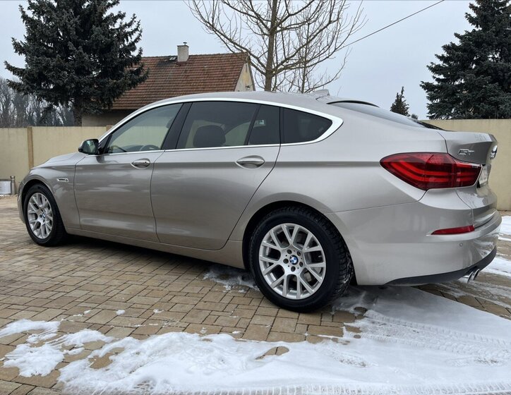 BMW Řada 5 Sedan / Limuzína 3,0 l 190 kw