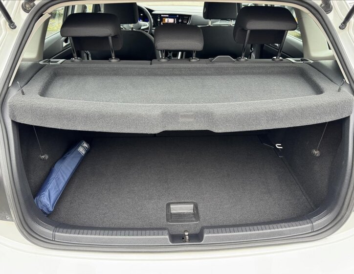 Volkswagen Polo Hatchback 999,0 70 kw