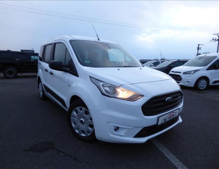 Ford Transit Connect 1