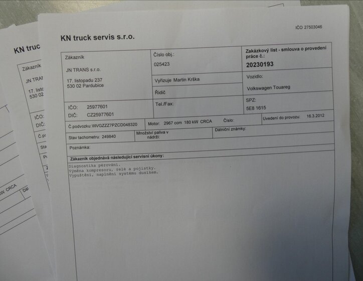 Volkswagen Touareg SUV / Terénní 3,0 l 180 kw