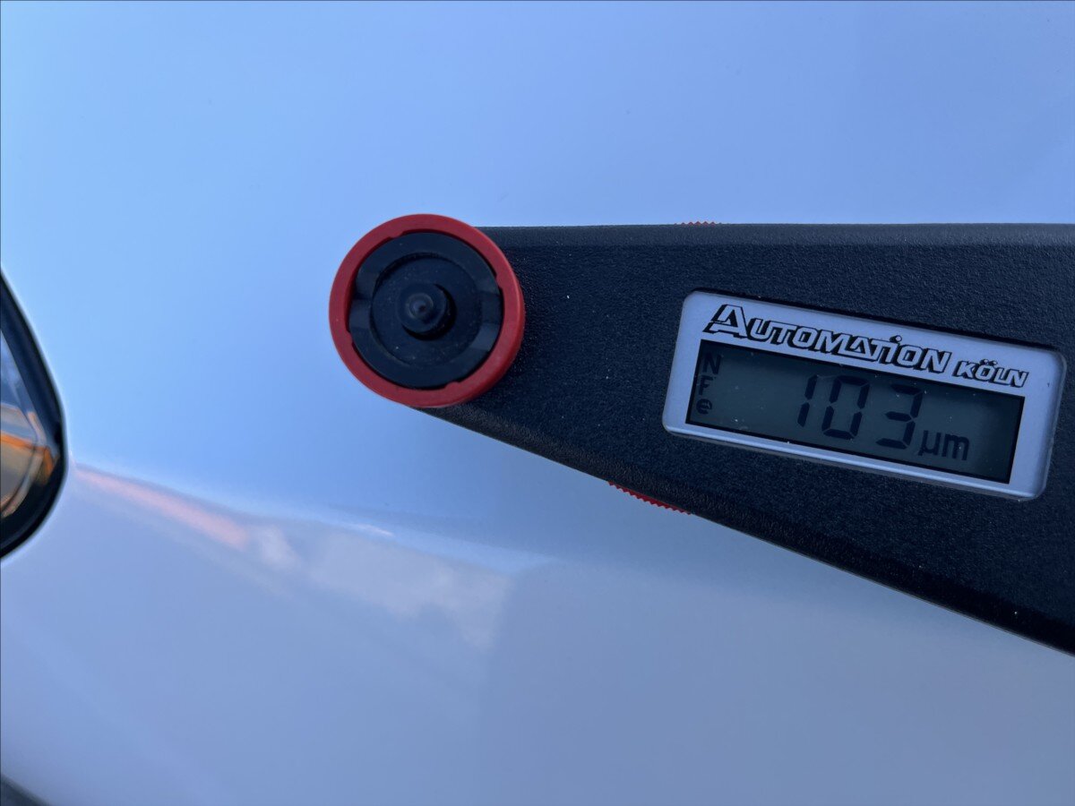 Tesla Model 3 Sedan / Limuzína 0,0 208 kw