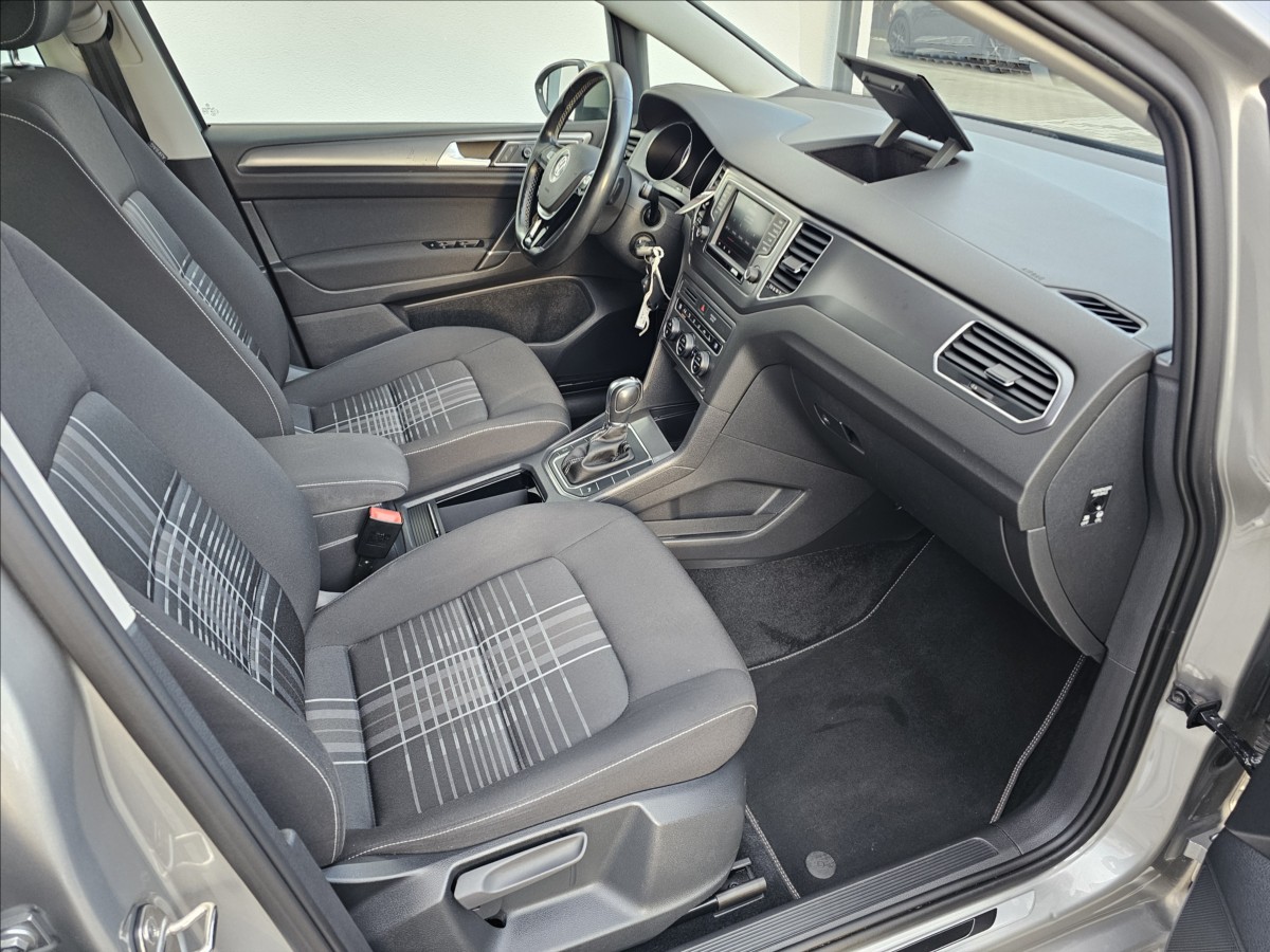 Volkswagen Golf Sportsvan