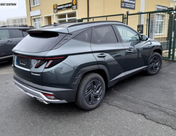 Hyundai Tucson SUV 1,6 l 110 kw