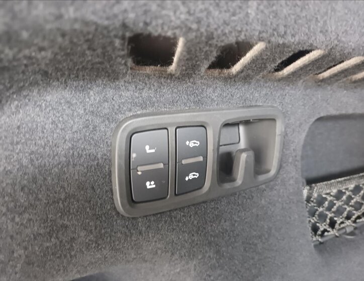 Audi SQ8 SUV / Terénní 4,0 l 320 kw