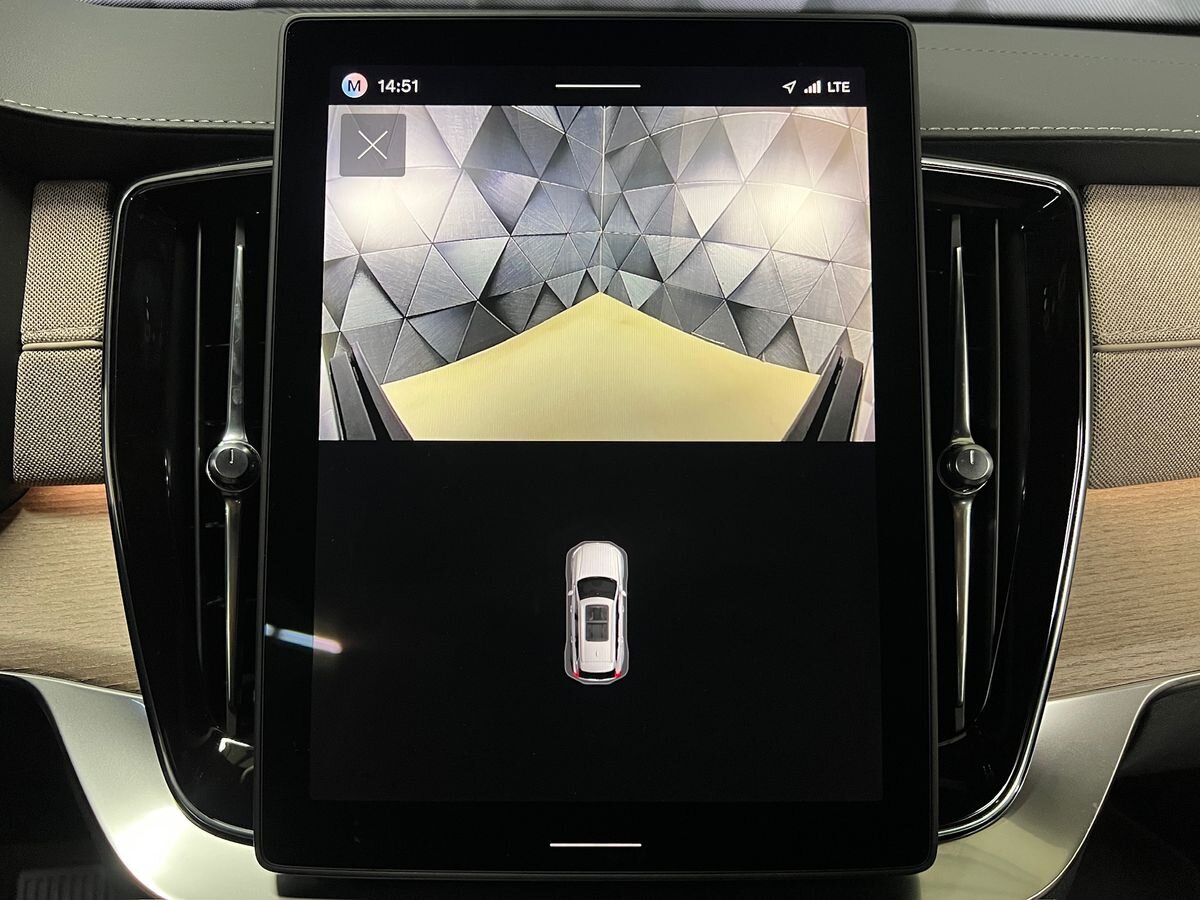 Volvo XC90 SUV / Terénní 2,0 l 335 kw