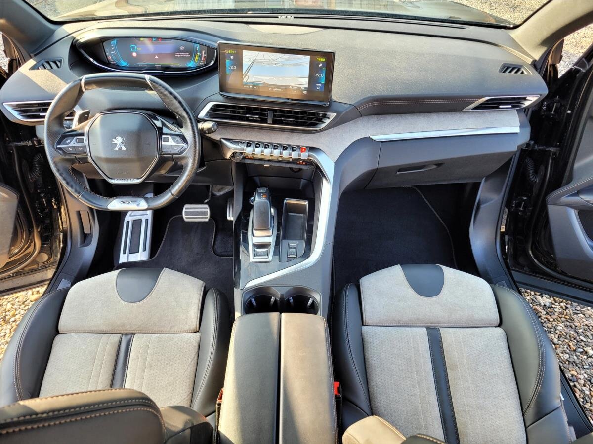 Peugeot 3008 SUV 1,6 l 133 kw