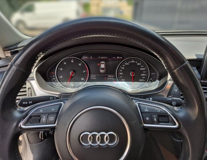 Audi A6 Sedan / Limuzína 2,8 l 150 kw