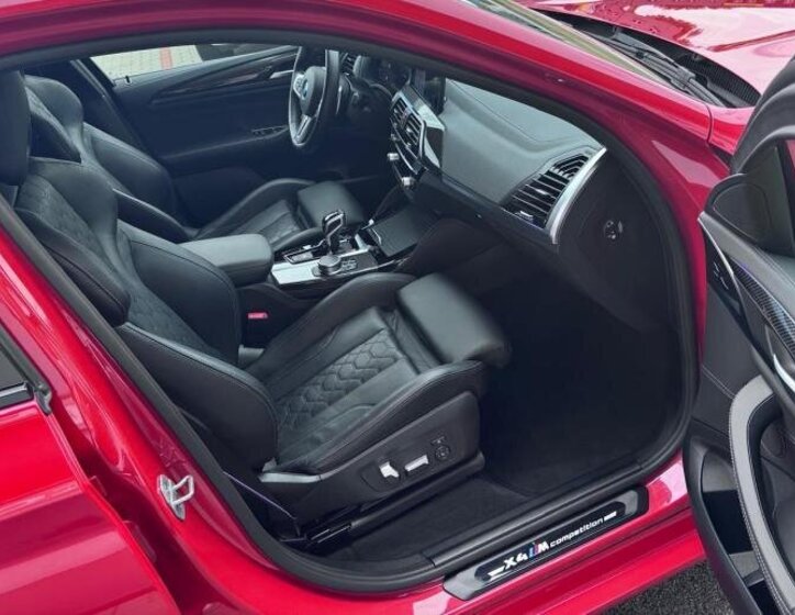 BMW X4 SUV 3,0 l 375 kw