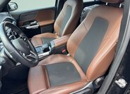 Mercedes-Benz GLB SUV / Terénní 1,3 l 100 kw