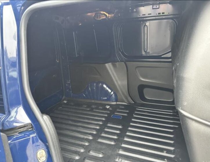 Peugeot Partner Skříň 1,5 l 75 kw