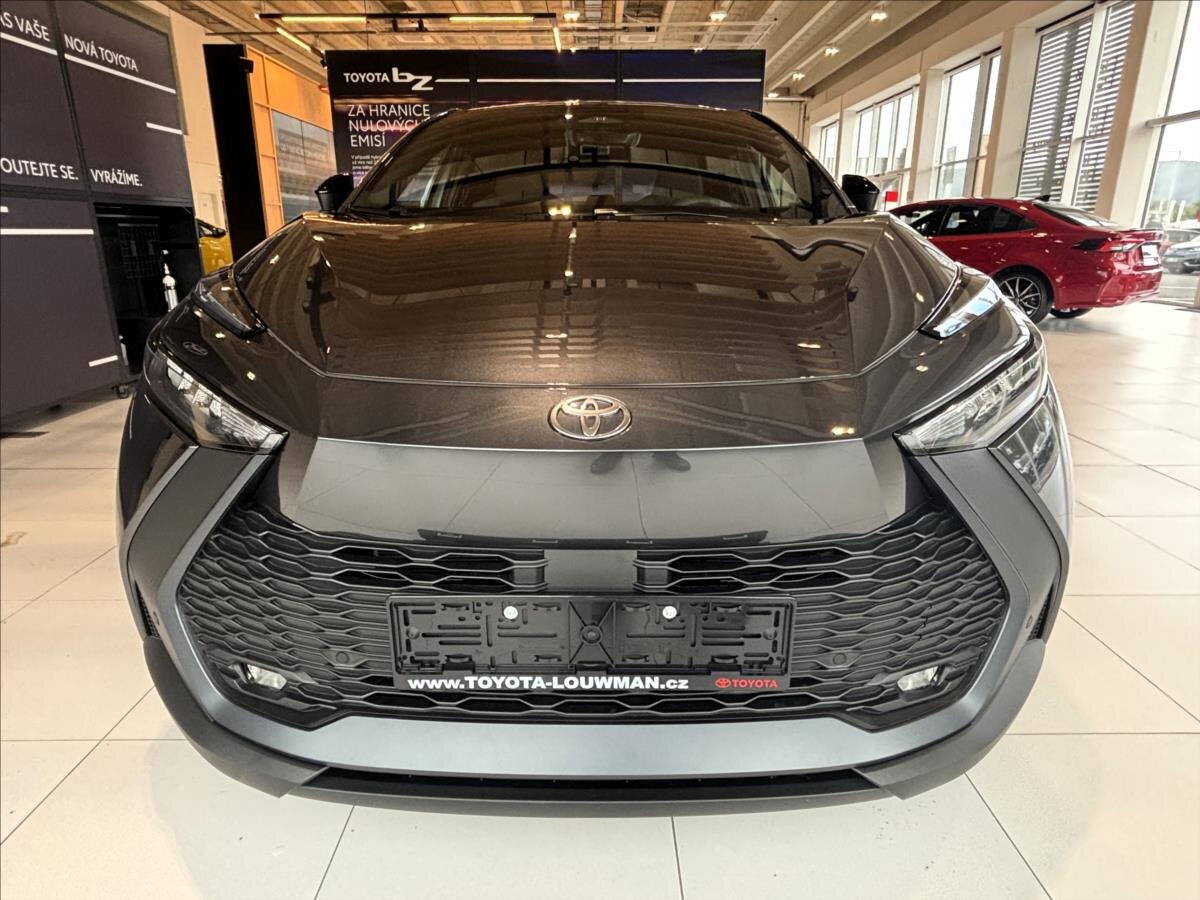 Toyota C-HR SUV 1,8 l 103 kw