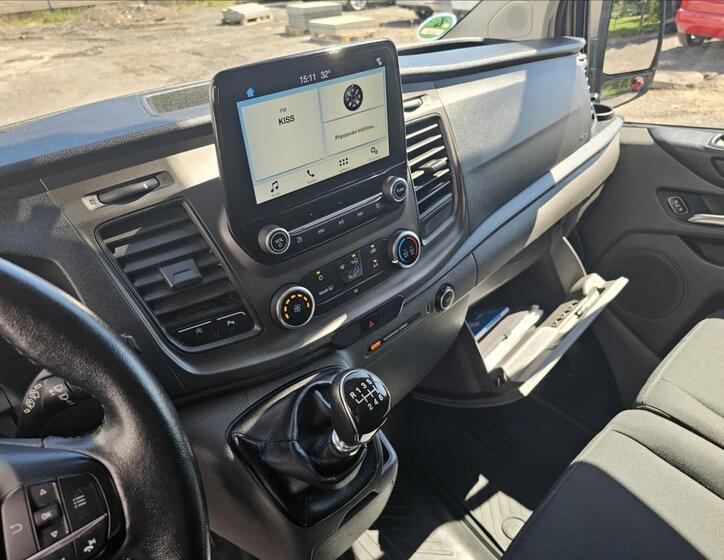 Ford Transit Custom 12