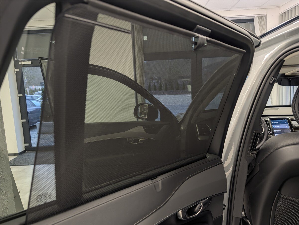 Volvo XC90 Ostatní 2,0 l 335 kw