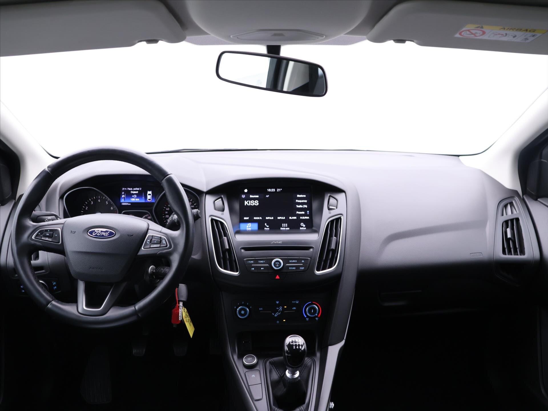 Ford Focus Kombi 999,0 92 kw