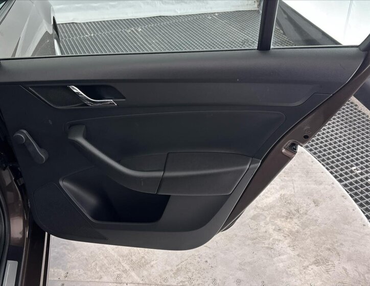 Škoda Rapid Liftback 1,2 l 81 kw