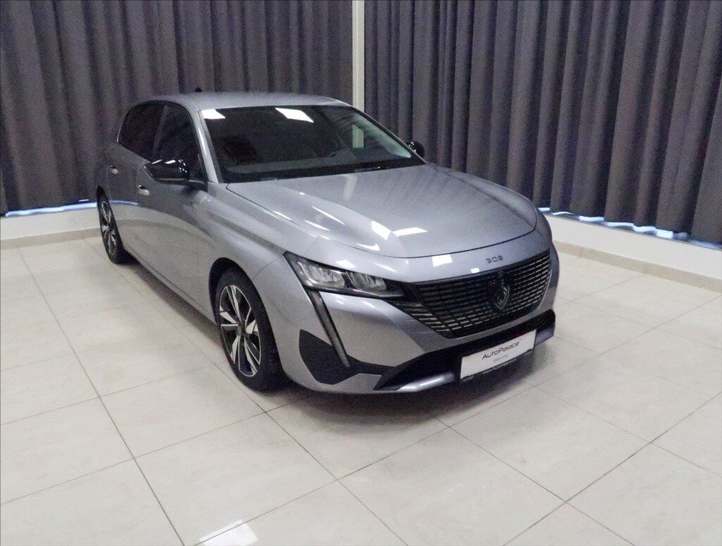 Peugeot 308 Hatchback 1,2 l 96 kw