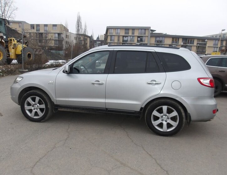 Hyundai Santa Fe SUV 2,2 l 114 kw