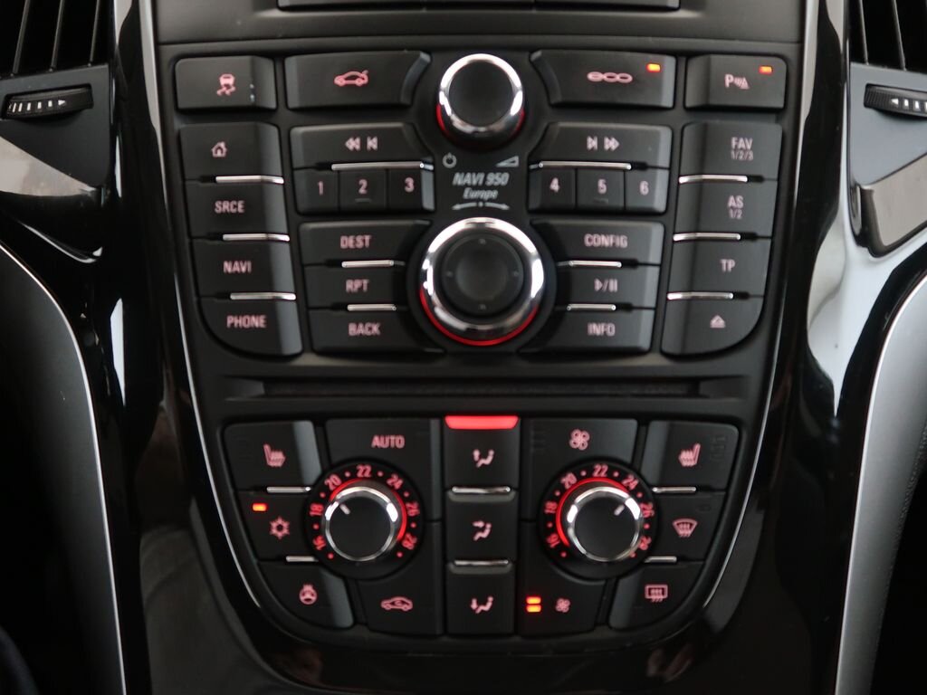 Opel Astra Sedan / Limuzína 1,6 l 100 kw