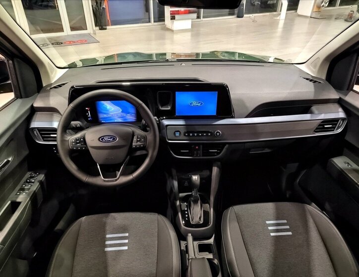 Ford Tourneo Courier MPV 998,0 92 kw