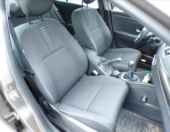 Renault Mégane Hatchback 1,6 l 74 kw