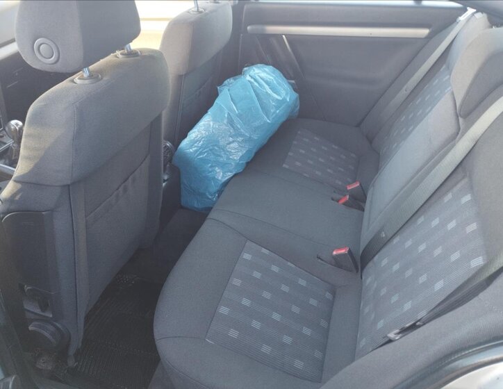 Opel Vectra Sedan 1,8 l 90 kw