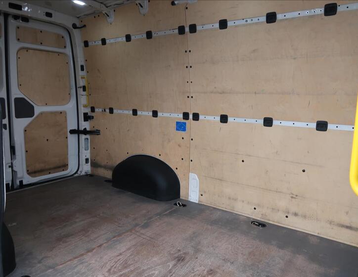 Volkswagen Crafter 19