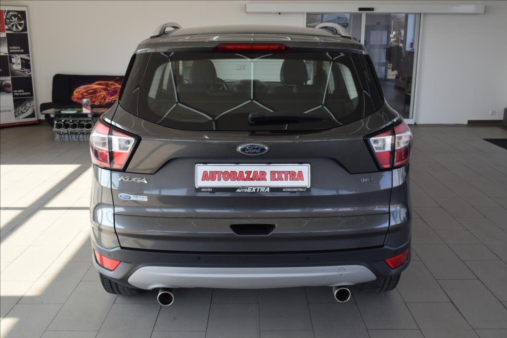 Ford Kuga SUV / Terénní 2,0 l 110 kw