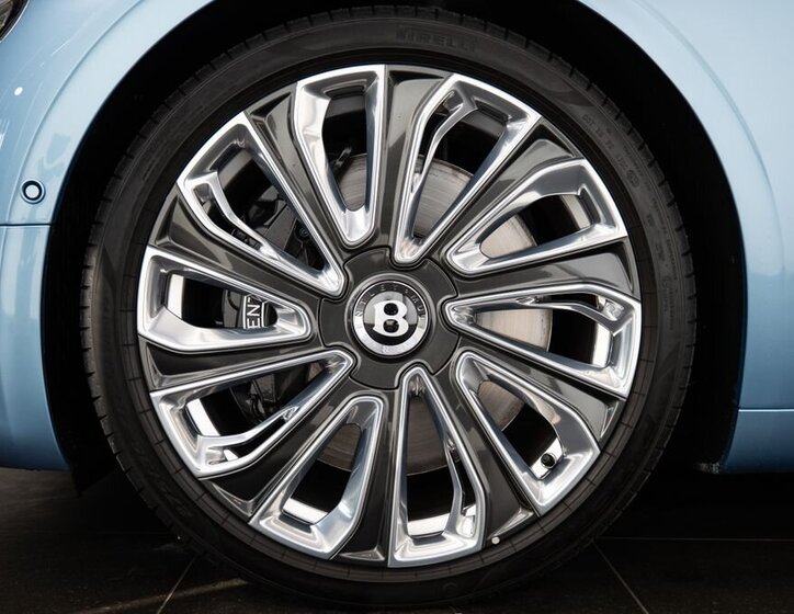 Bentley Continental GTC Kabriolet 4,0 l 404 kw