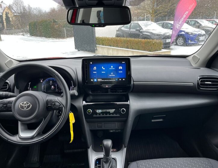 Toyota Yaris Cross SUV 1,5 l 68 kw