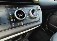 Land Rover Defender SUV 3,0 l 257 kw