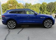 Jaguar F-Pace 6