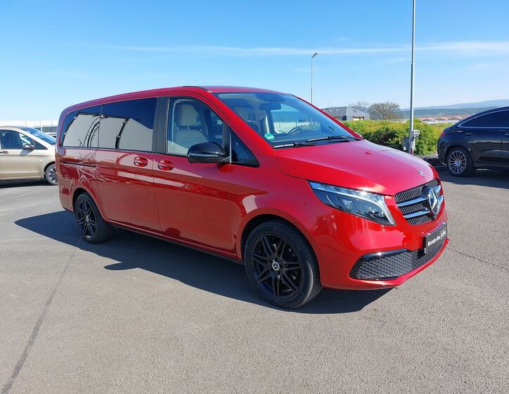 Mercedes-Benz Třídy V 12